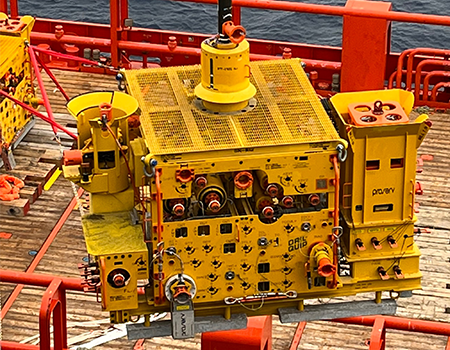 Dril-Quip HXT HorizontalBore™ Subsea Tree being installed offshore Gulf of Mexico.