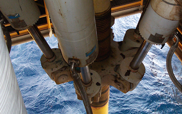 Top tensioning joint on tension leg platform on offshore oil and gas rig